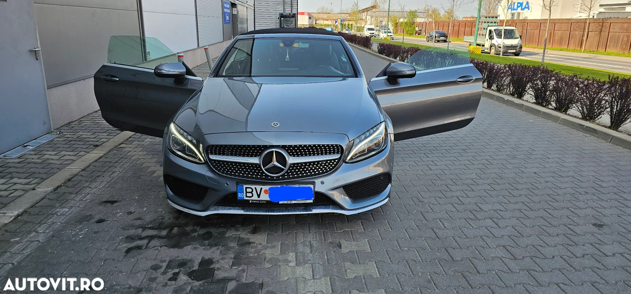 Mercedes-Benz C 220 d Cabrio 4Matic 9G-TRONIC - 21