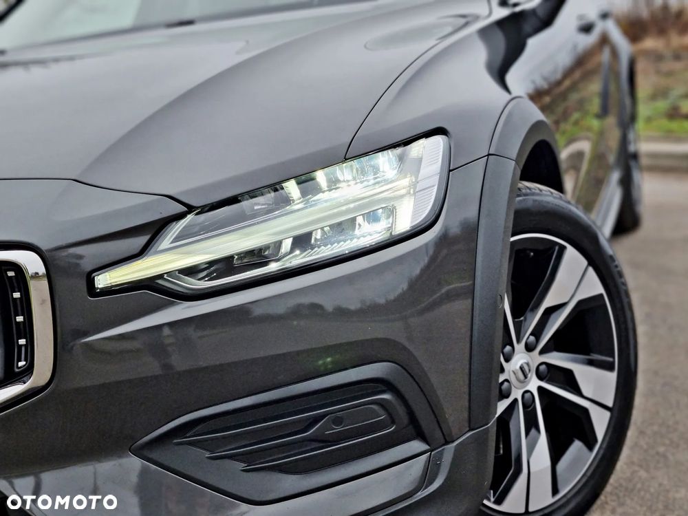Volvo V60 Cross Country B4 D AWD Geartronic Pro - 7