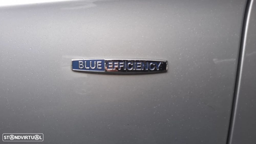 Mercedes-Benz E 200 CDI DPF BlueEFFICIENCY Auto Avantgarde - 53