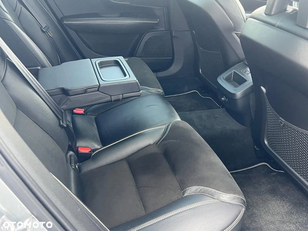 Volvo V90 - 5