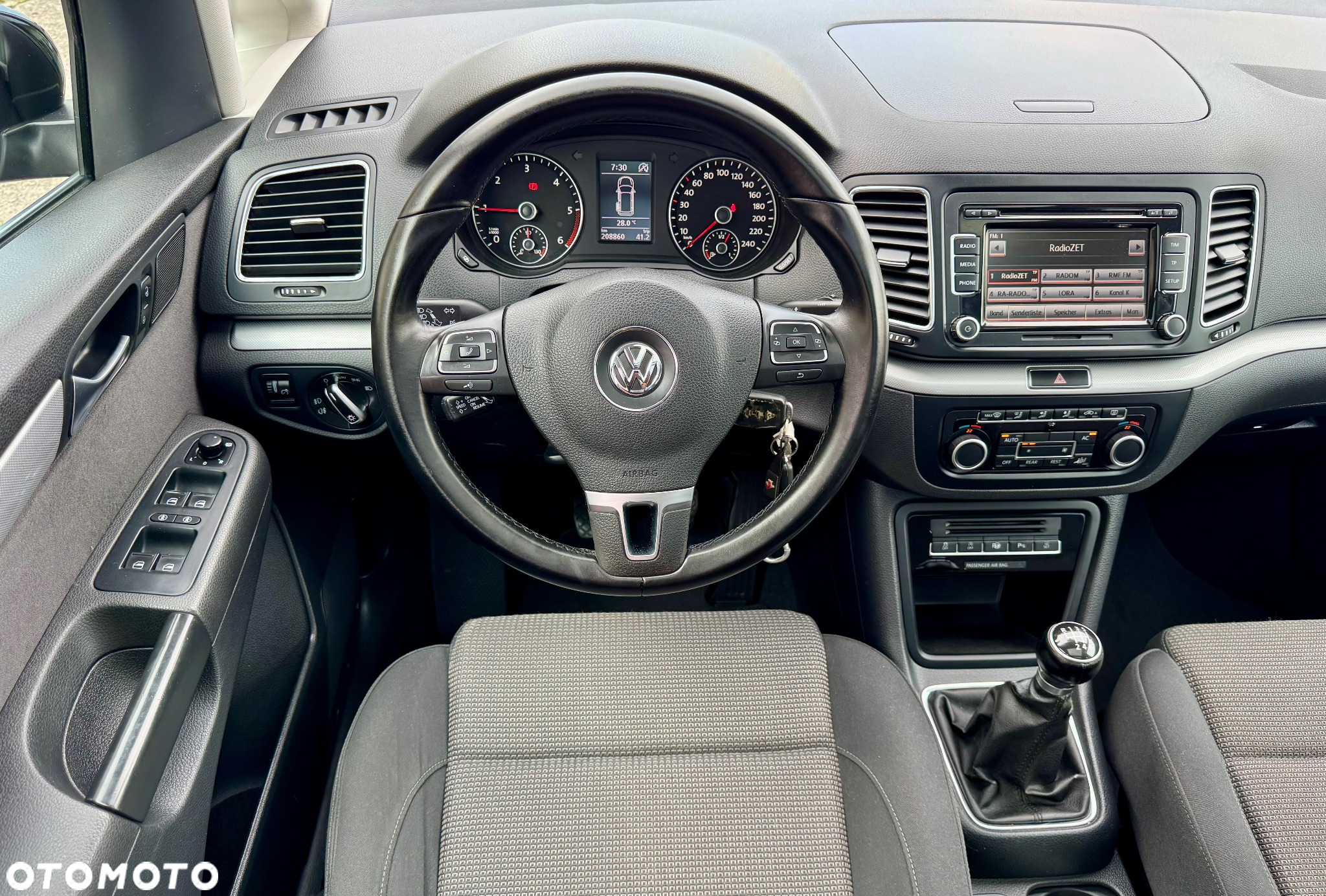 Volkswagen Sharan 2.0 TDI Comfortline - 14