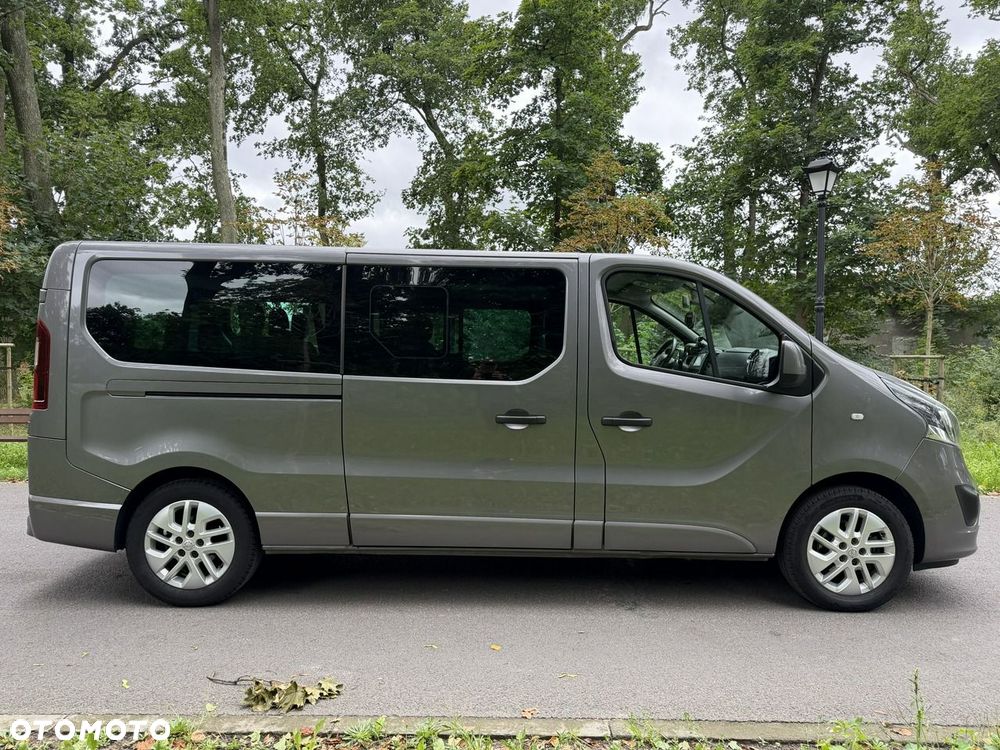 Opel Vivaro - 12