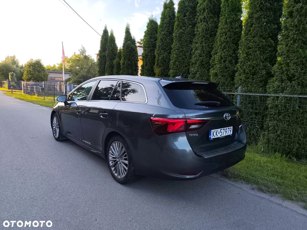 Toyota Avensis Touring Sports 1.8 Multidrive S Executive - 5