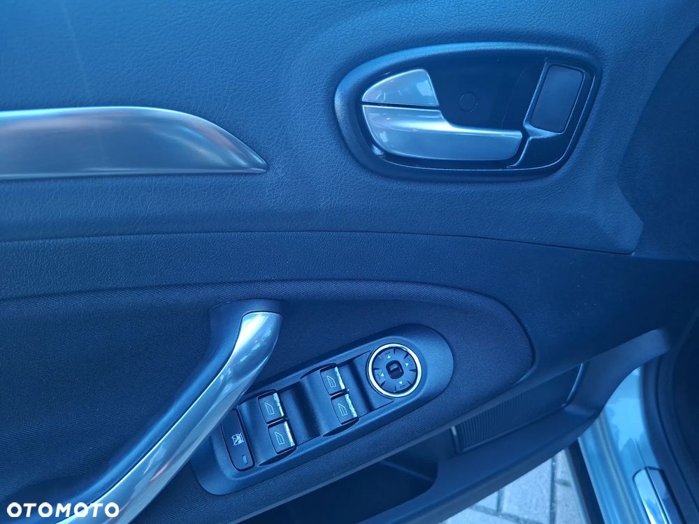 Ford Mondeo 2.0 TDCi Titanium - 10