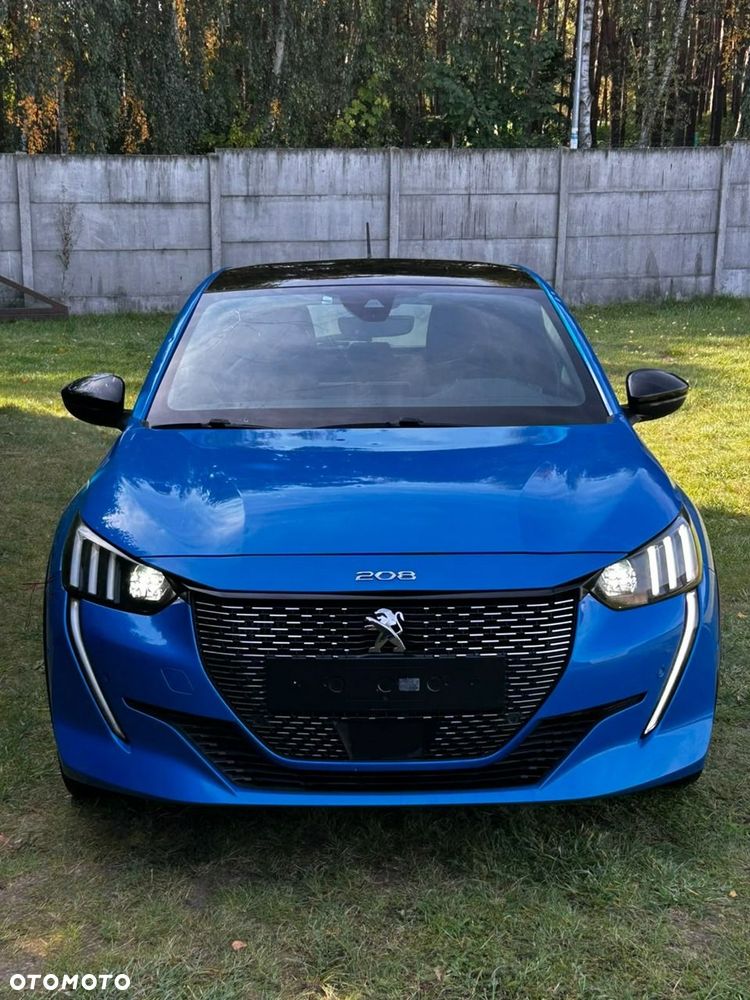 Peugeot 208 - 38