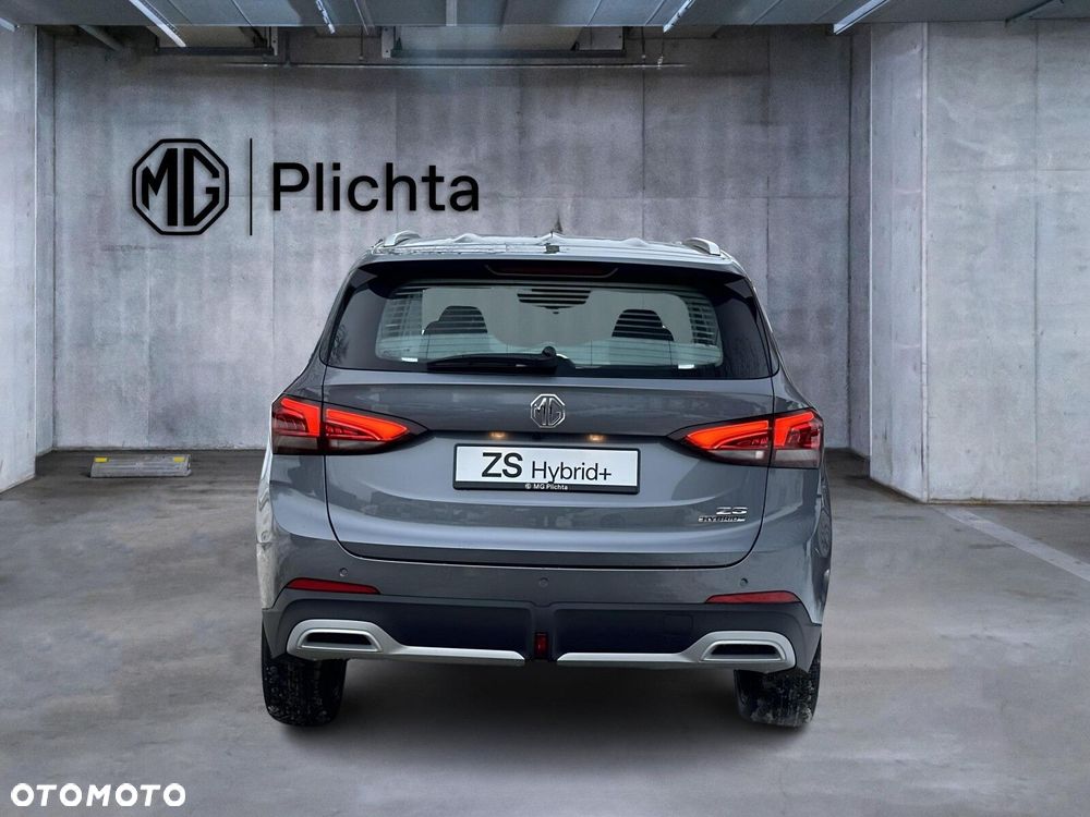 MG ZS Hybrid+ - 5