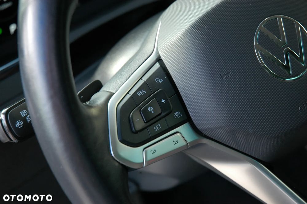 Volkswagen Passat - 6