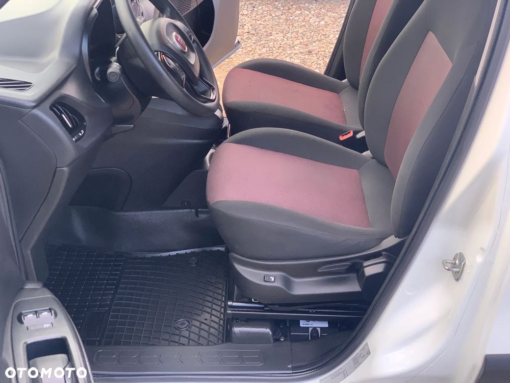 Fiat Doblo - 10