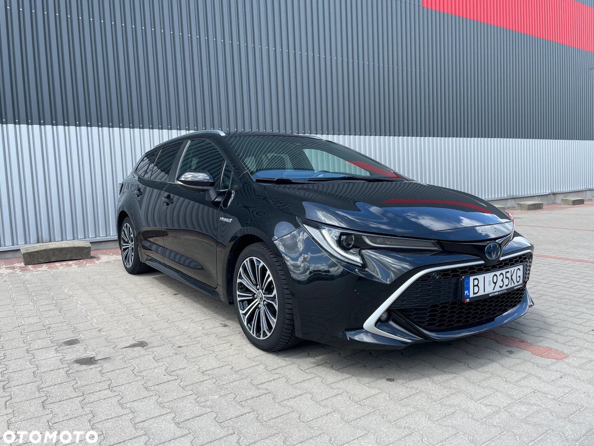 Toyota Corolla 1.8 Hybrid Comfort - 9