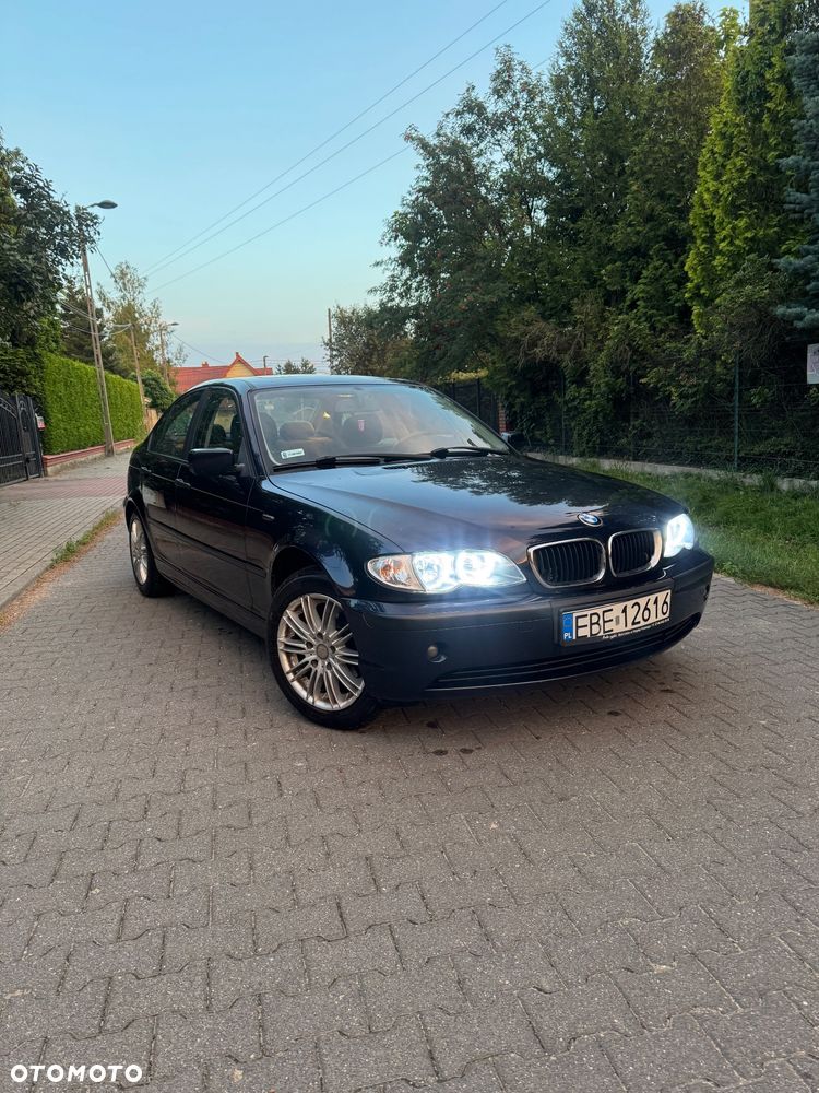 BMW Seria 3 318i - 6