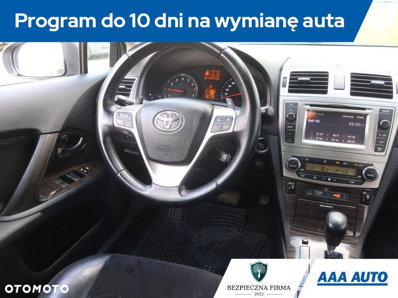 Toyota Avensis - 9