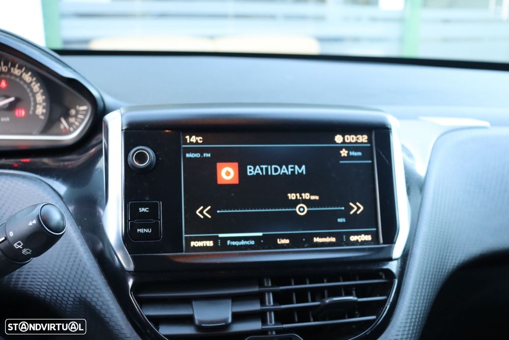 Peugeot 208 1.2 PureTech Style - 14