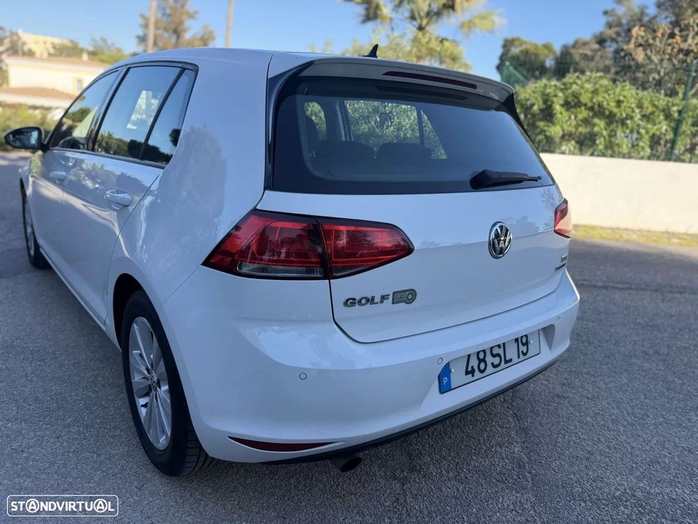 VW Golf - 6
