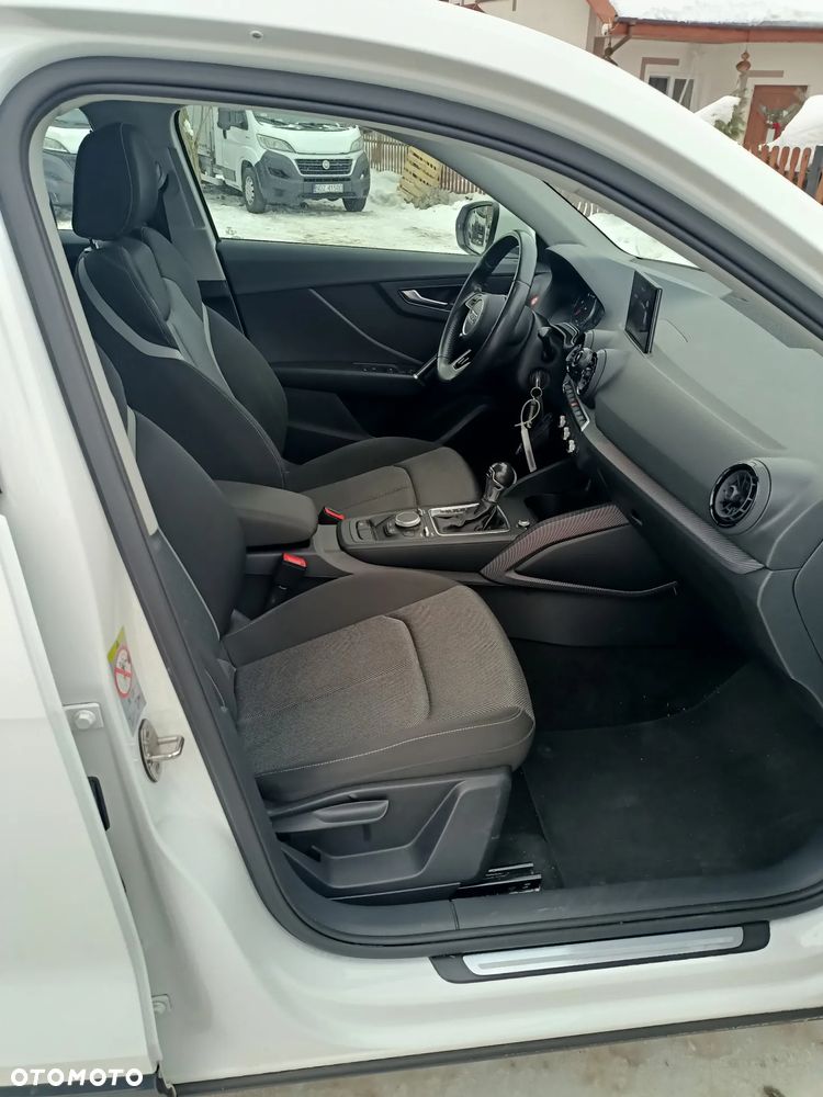 Audi Q2 1.6 TDI S tronic sport - 13