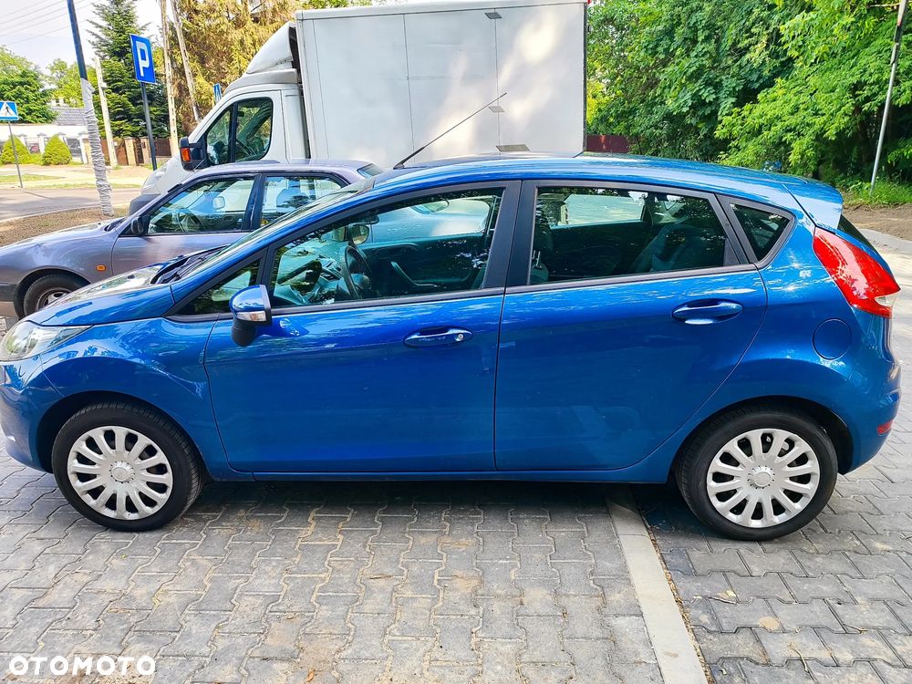 Ford Fiesta 1.25 Trend - 11