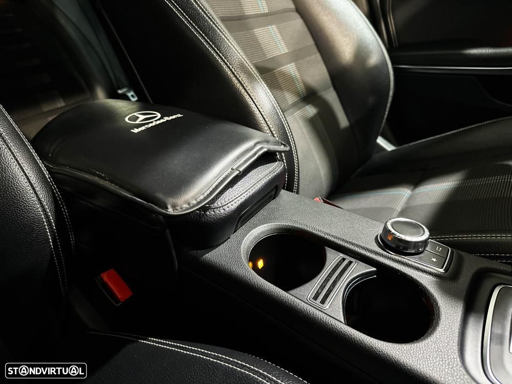 Mercedes-Benz CLA 200 d 4Matic 7G-DCT UrbanStyle Edition - 27