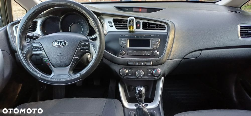 Kia Ceed 1.6 CRDi M - 2