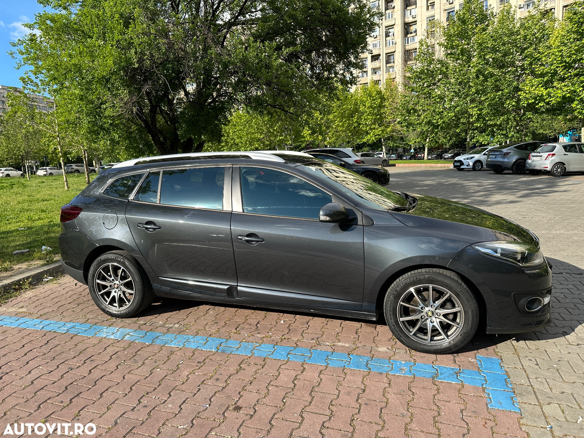 Renault Megane - 8