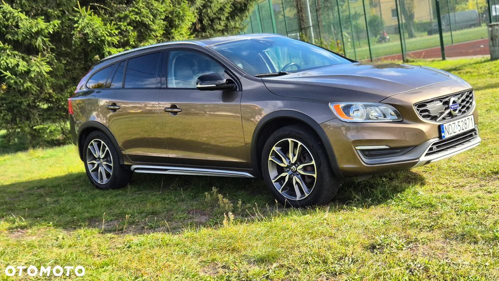 Volvo V60 Cross Country T5 AWD Momentum - 7