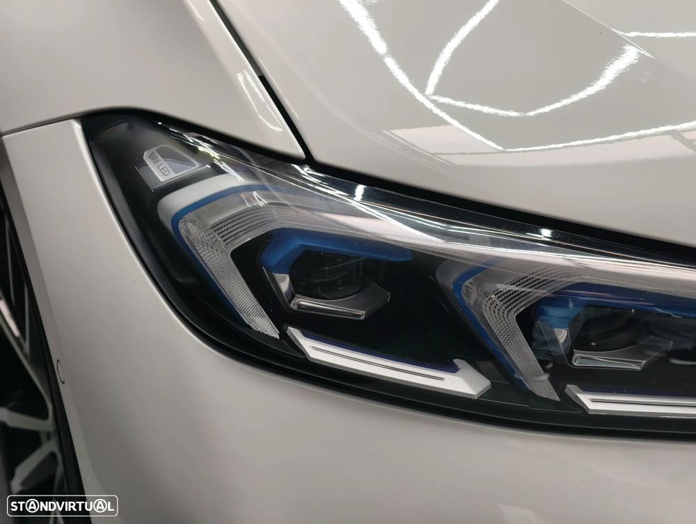 BMW 318 d Aut. M Sport - 18