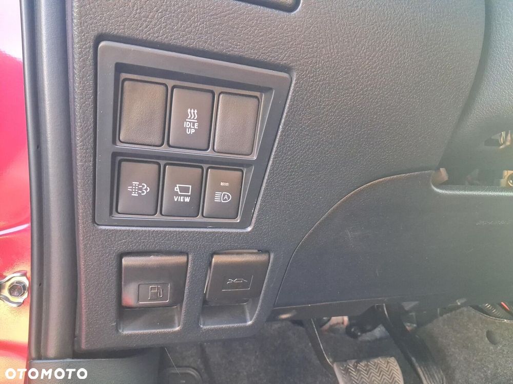 Toyota Hilux 2.8 D-4D mHEV Double Cab Executive 4x4 - 21