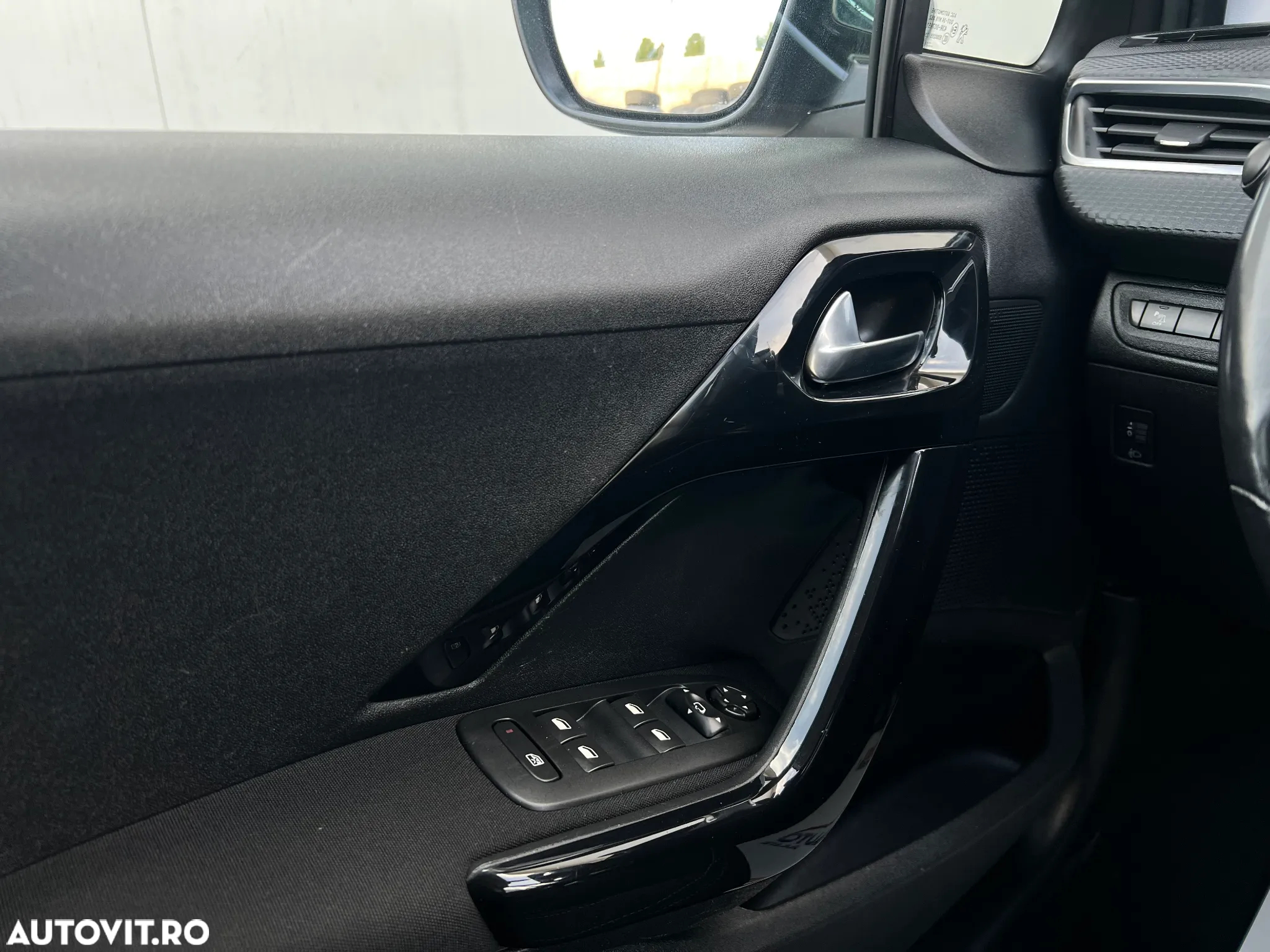 Peugeot 208 PureTech 110 Stop & Start Allure - 16