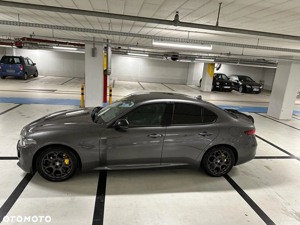 Alfa Romeo Giulia 2.0 Turbo Super - 5