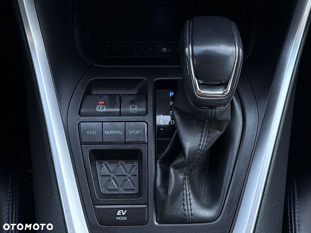 Toyota RAV4 2.5 Hybrid Selection 4x2 - 18
