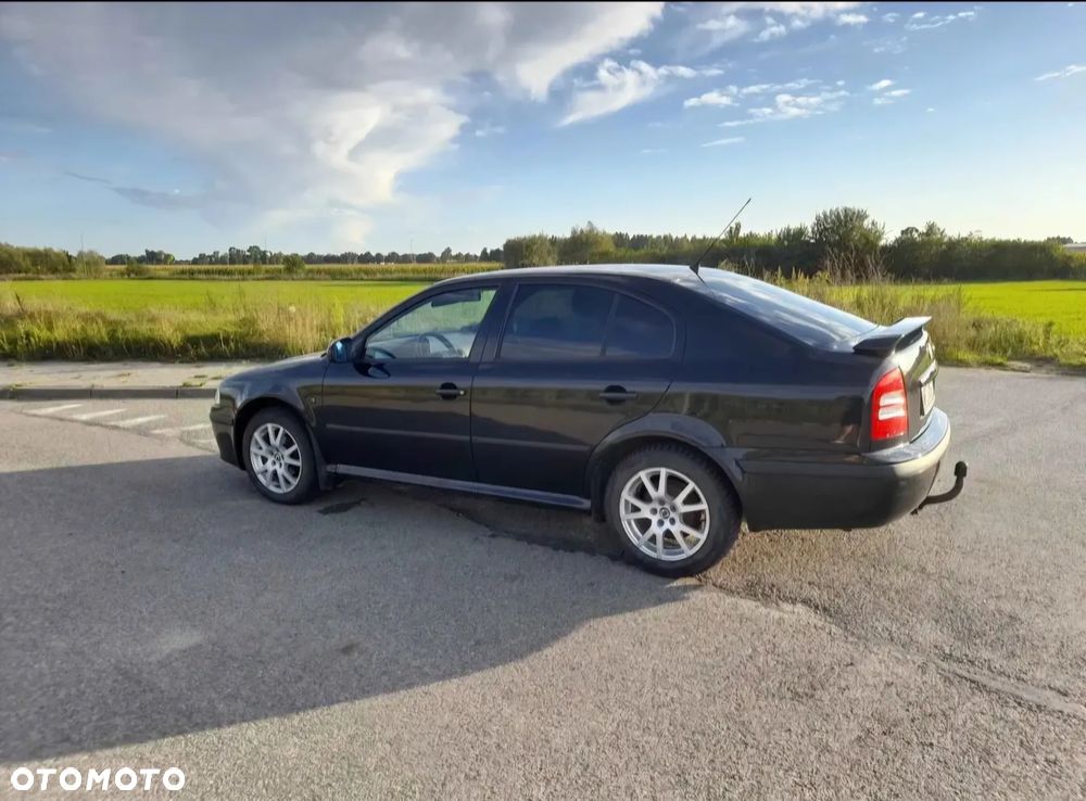 Skoda Octavia 1.6 Tour Sport - 3