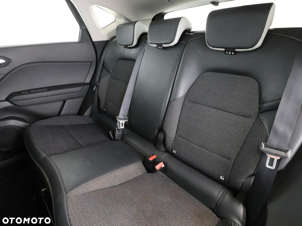 Renault Captur 1.0 TCe Intens - 17
