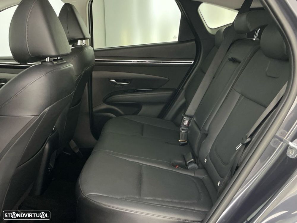 Hyundai Tucson 1.6 T-GDI HEV Vanguard - 12