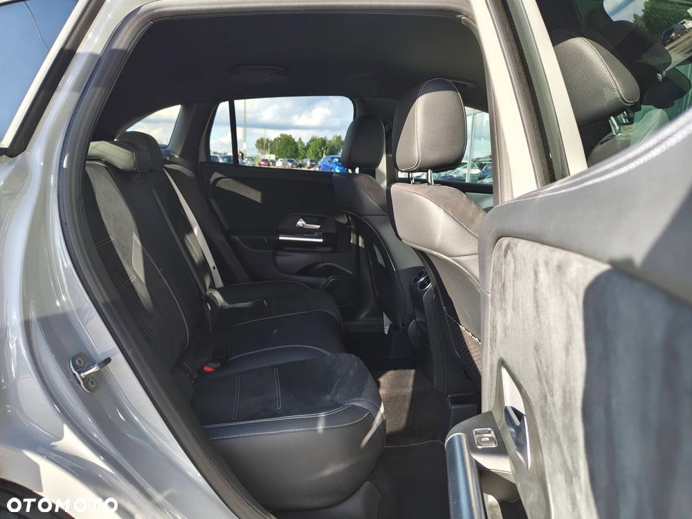 Mercedes-Benz GLA 200 mHEV AMG Line 7G-DCT - 20