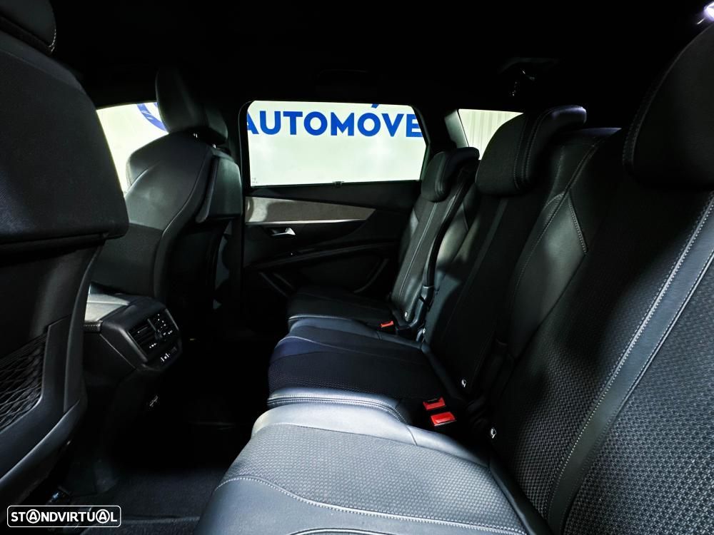 Peugeot 5008 Hybrid 136 e-DSC GT - 10