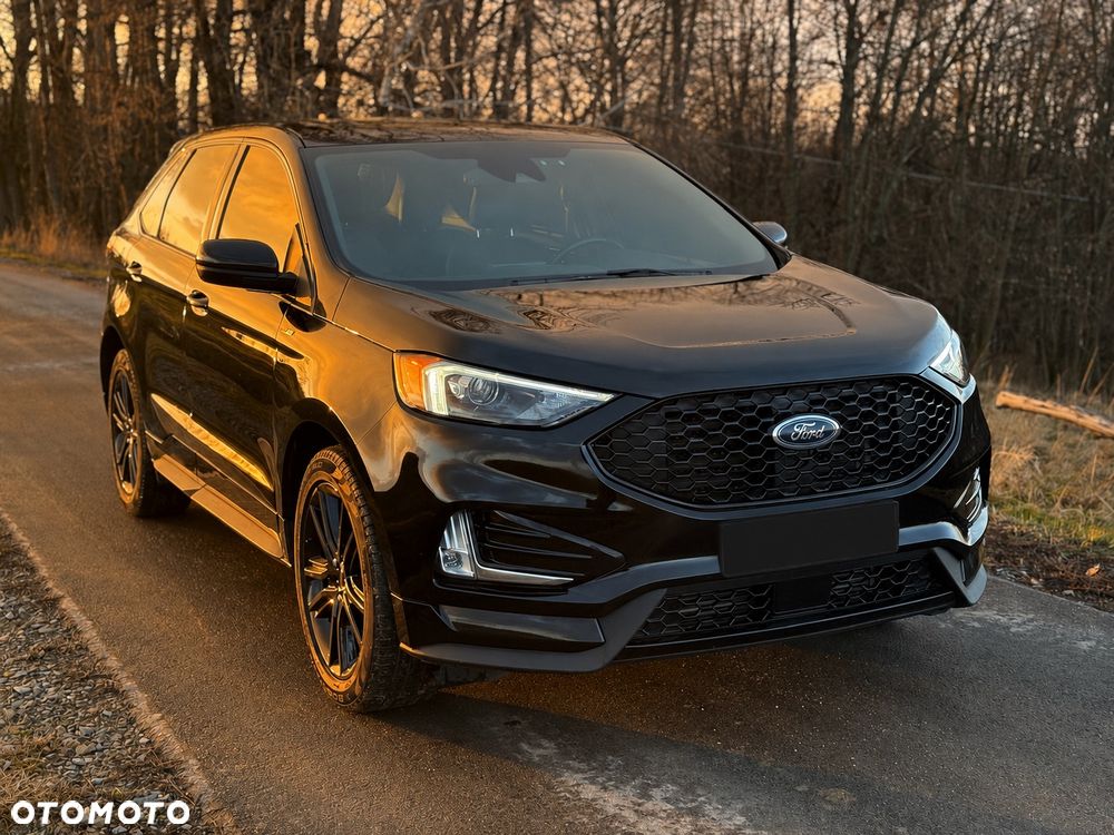 Ford Edge - 2