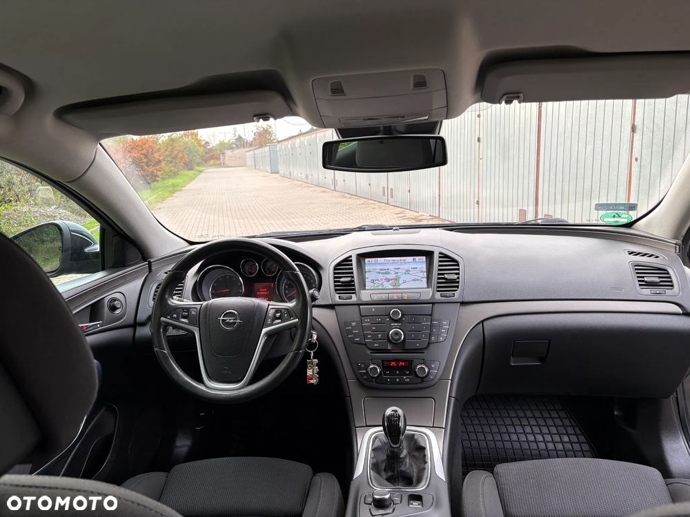 Opel Insignia - 14