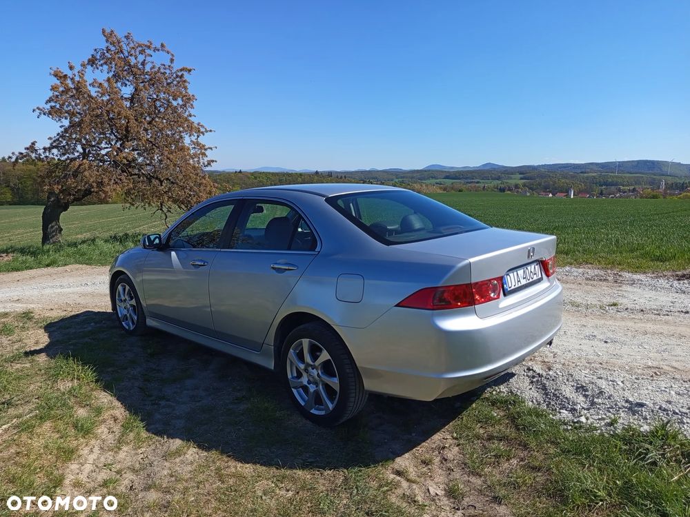 Honda Accord 2.0 Executive - 3