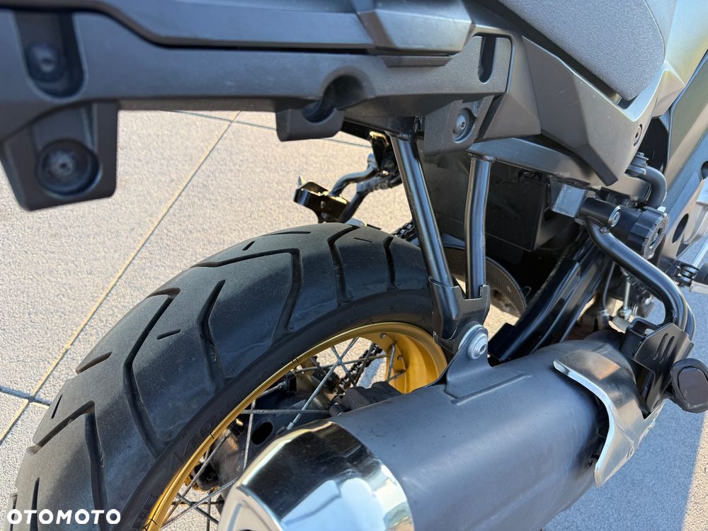 Suzuki V-STROM - 15
