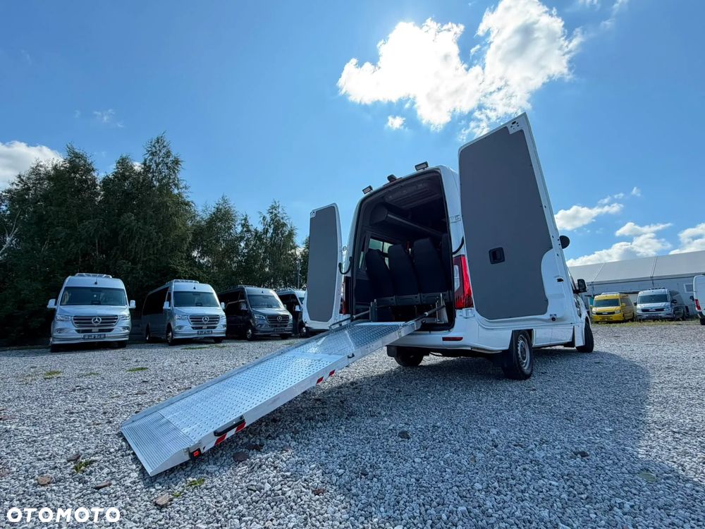 Mercedes-Benz eSprinter - 6