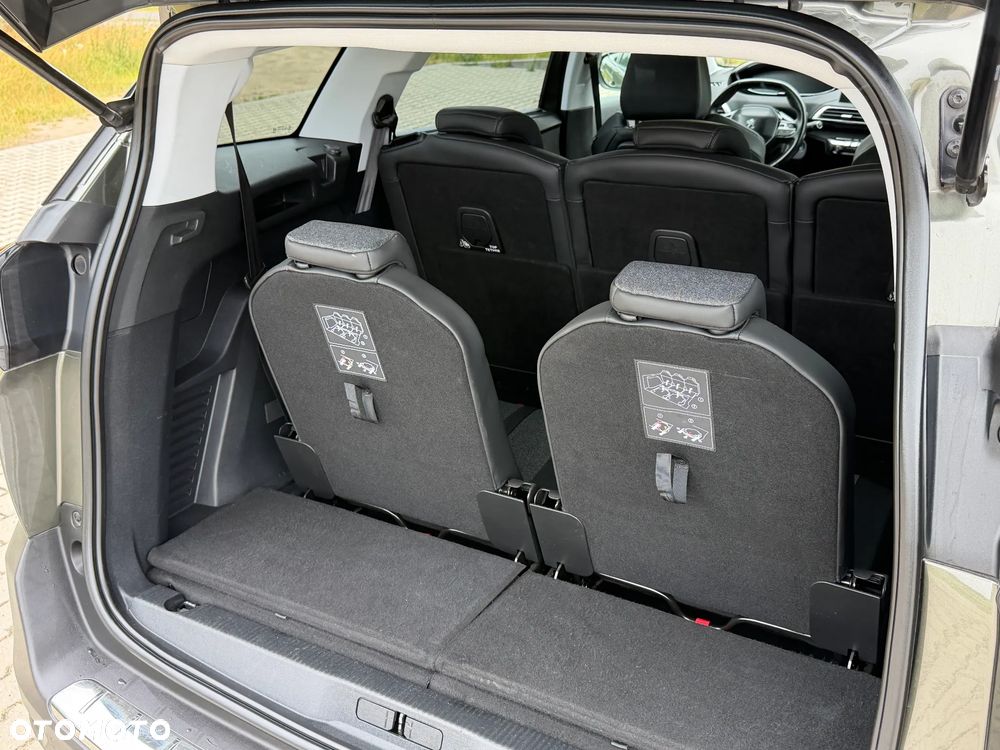 Peugeot 5008 BlueHDI 130 Allure Business-Paket - 23