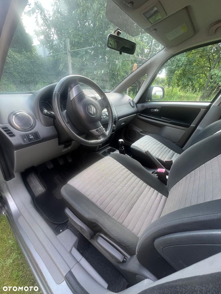 Suzuki SX4 1.6 VVT 4x2 Comfort - 5