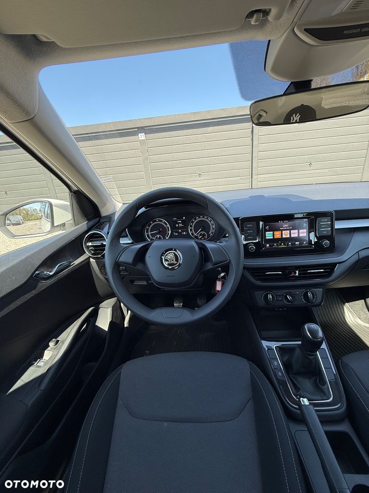 Skoda Fabia 1.0 MPI Active - 24