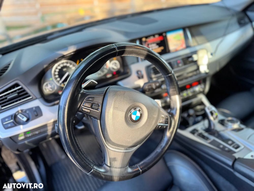 BMW Seria 5 530d xDrive AT - 7
