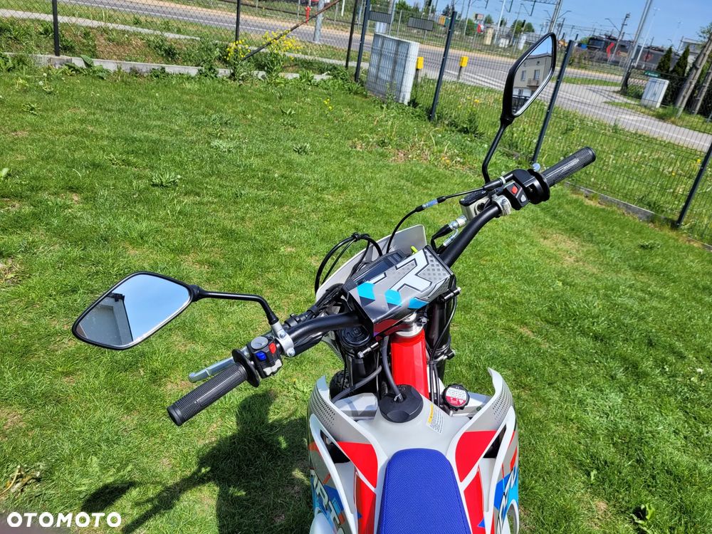 Barton FRX 125 - 6
