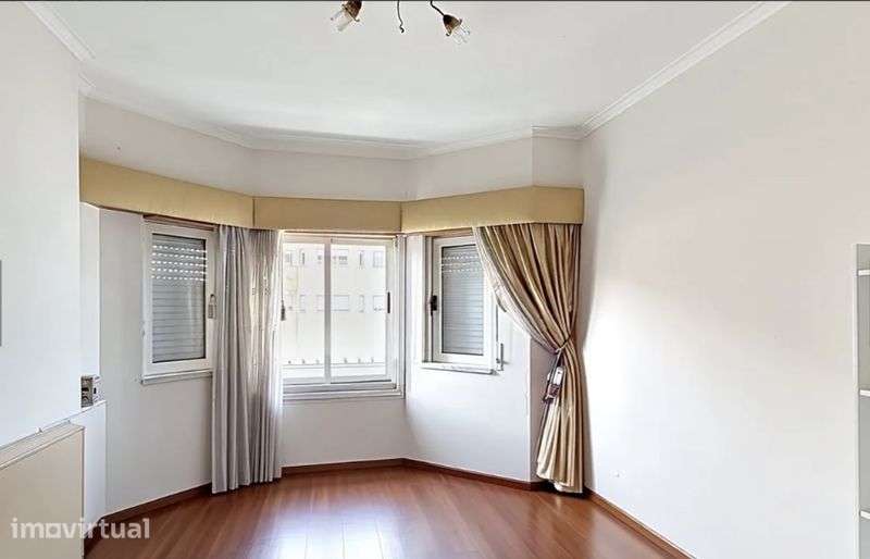 Vende - se T3 Ramada - Grande imagem: 5/7