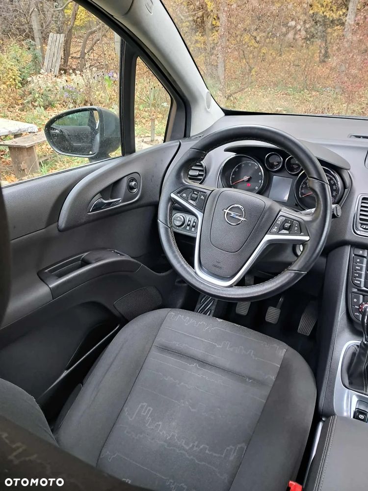 Opel Meriva - 8