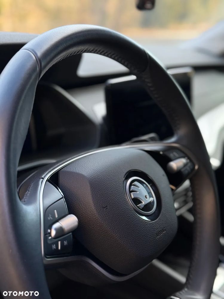 Skoda Octavia 1.5 TSI mHEV Selection DSG - 10