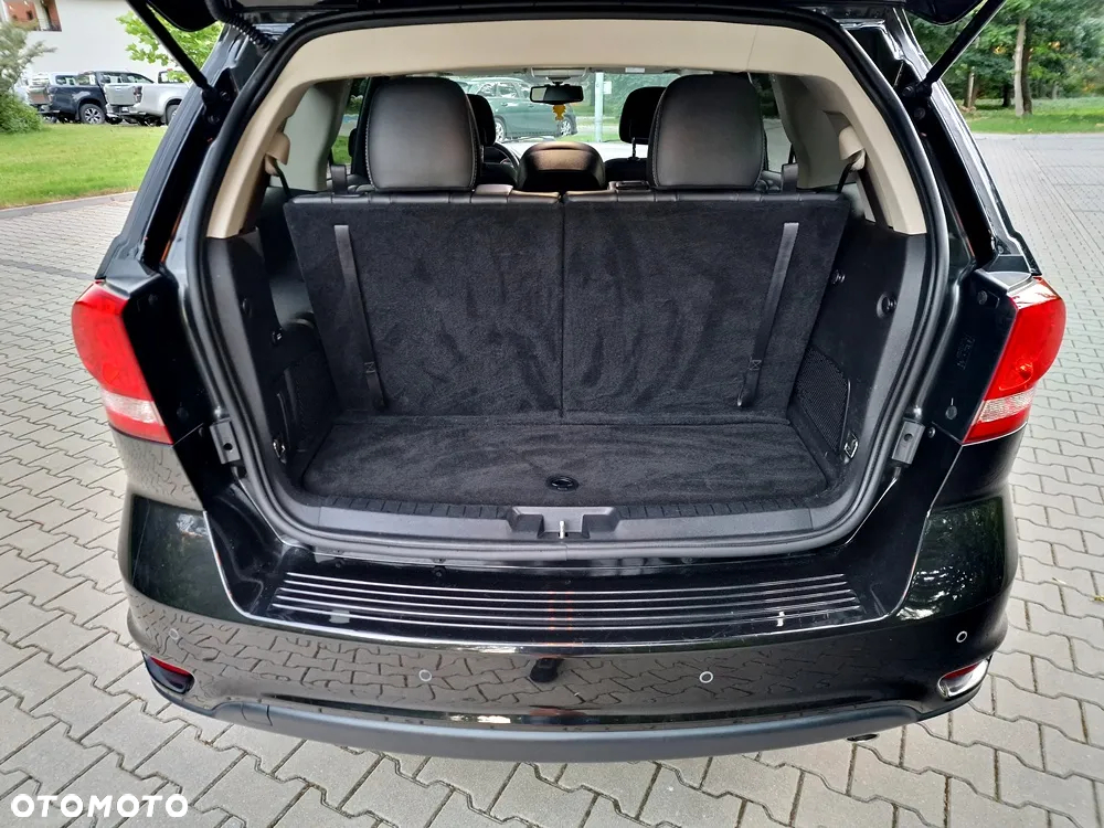 Fiat Freemont 2.0 Multijet 16V DPF Automatik Allrad Black Code - 16