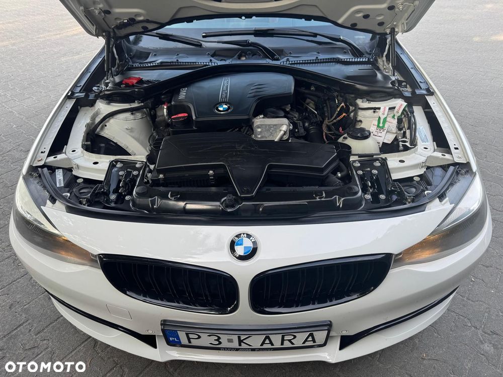 BMW 3GT 328i xDrive - 28