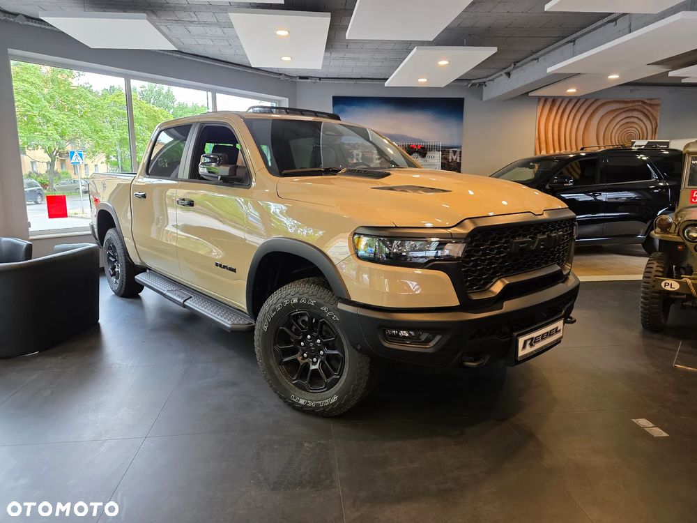 RAM 1500 - 25