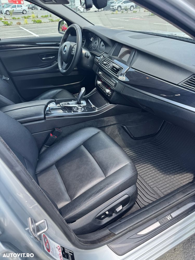 BMW Seria 5 525d Sport-Aut. Modern Line - 10